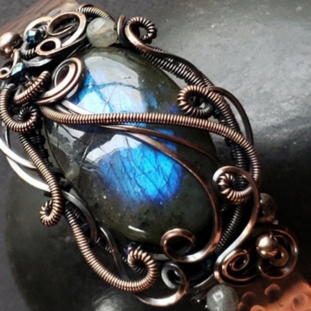 Labradorite cuff Bracelet handcrafted wire wrap